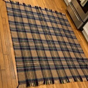 John Hanly & Co Wool Blanket Throw